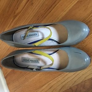 Steve Madden Color Block heels